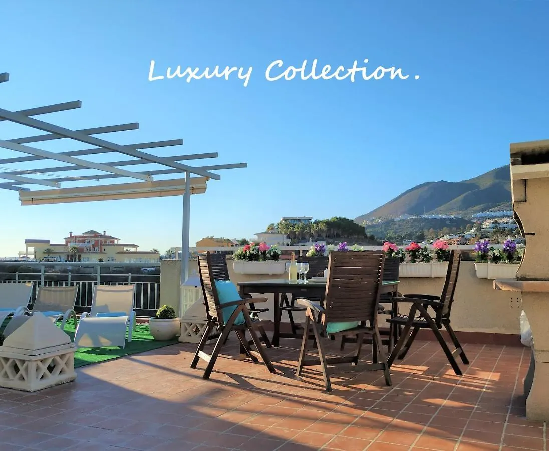 Pena Beach 3 Bedroom Duplex, Bbq, Pool, Sea Views, Benalmadena Apartment