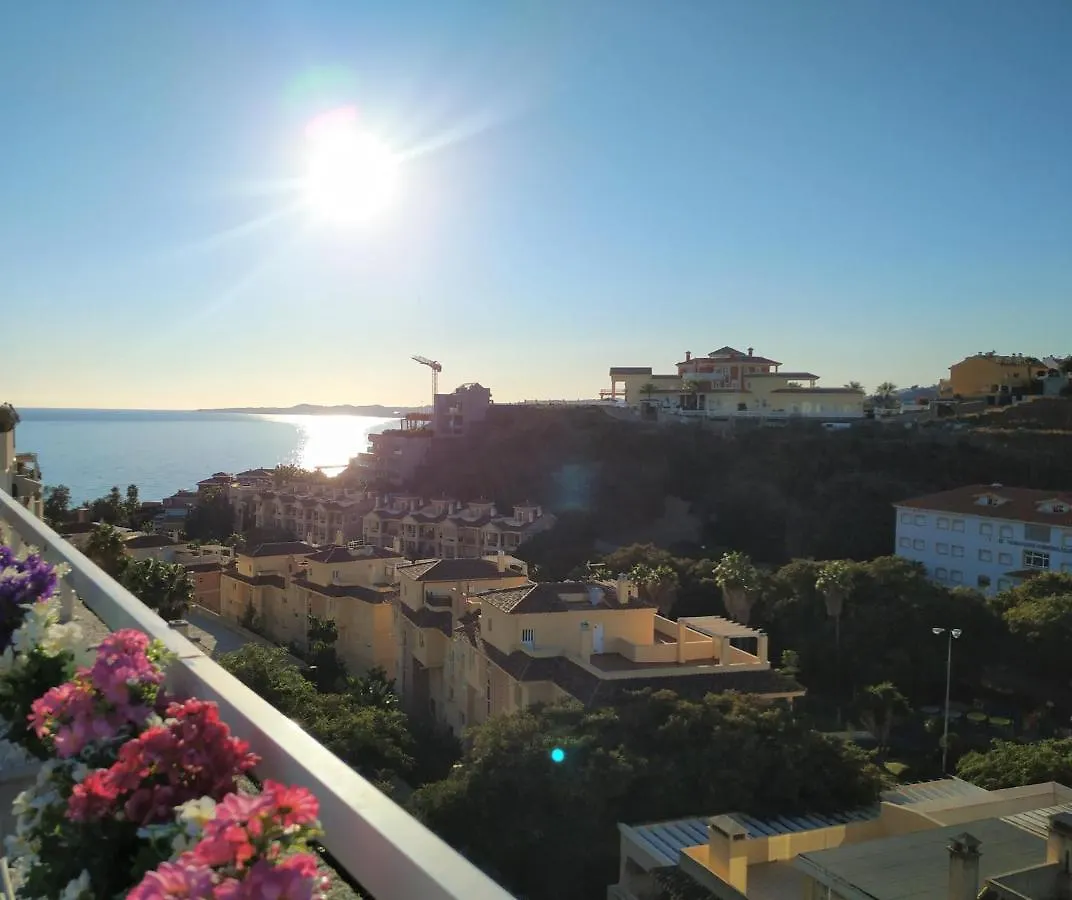Pena Beach 3 Bedroom Duplex, Bbq, Pool, Sea Views, Benalmadena Spain