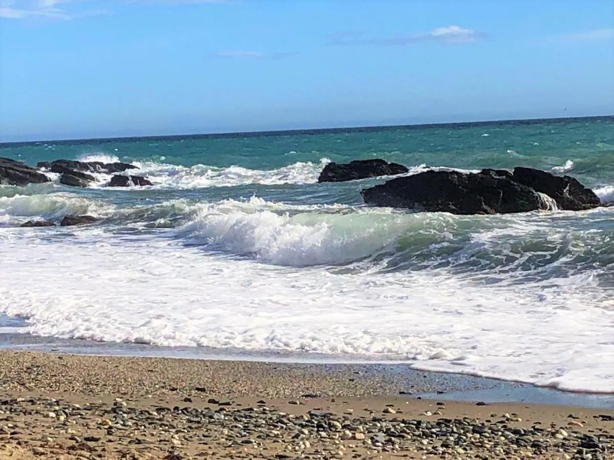 Apartment Pena Beach 3 Bedroom Duplex, Bbq, Pool, Sea Views, Benalmadena Spain