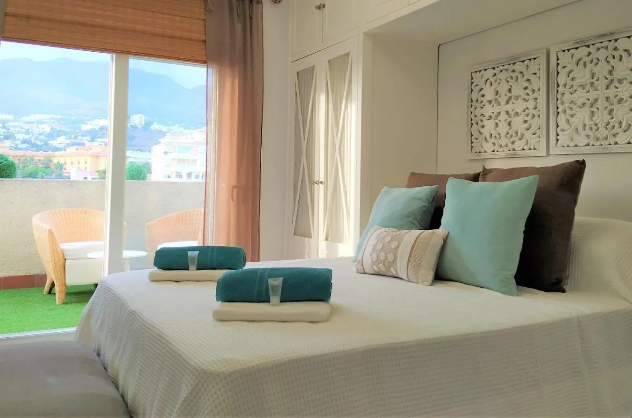 Pena Beach 3 Bedroom Duplex, Bbq, Pool, Sea Views, Benalmadena
