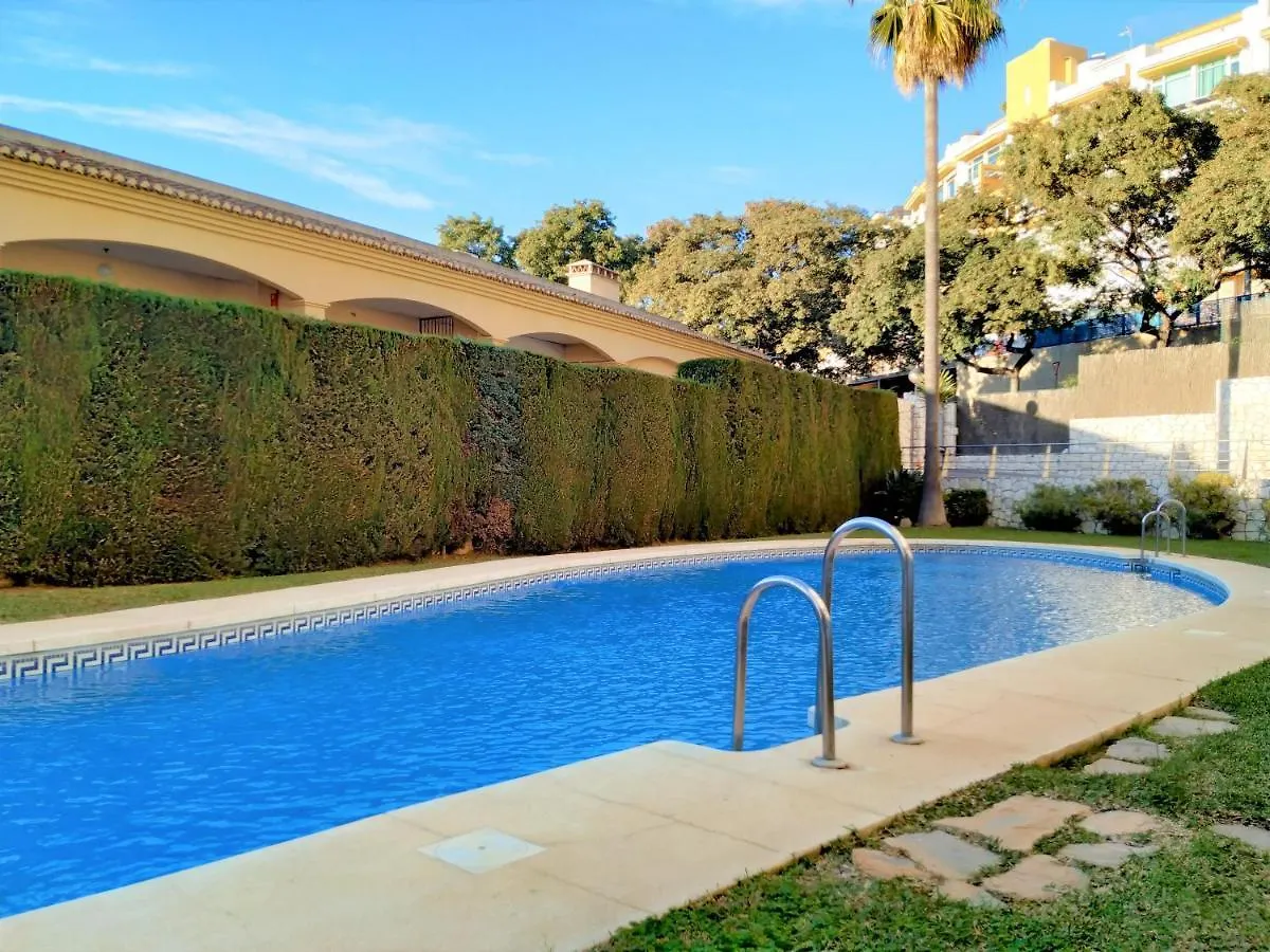 Apartment Pena Beach 3 Bedroom Duplex, Bbq, Pool, Sea Views, Benalmadena